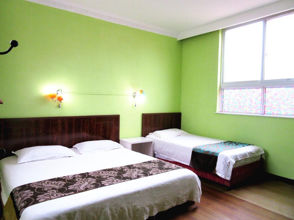 25°C Four Season Youth Hostel Csingtao Kültér fotó