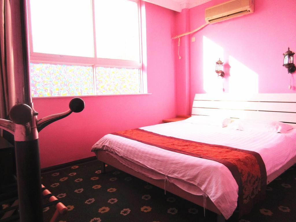 25°C Four Season Youth Hostel Csingtao Kültér fotó